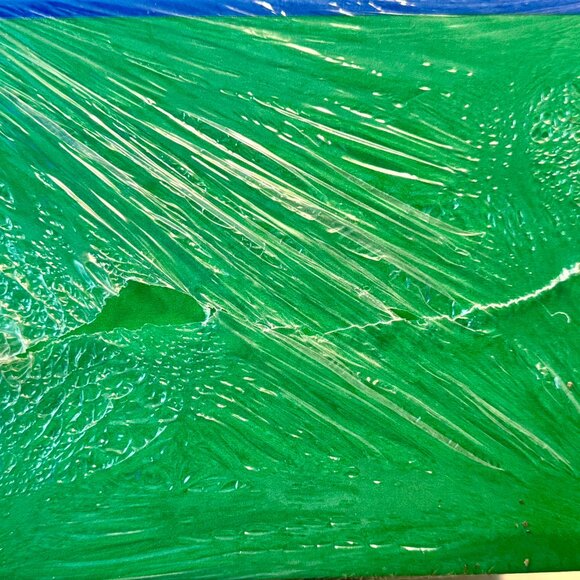 HERSHEY'S KISSES FOOTBALL DISPENSER Collectible Football Themed Candy Dispenser - Picture 9 of 10